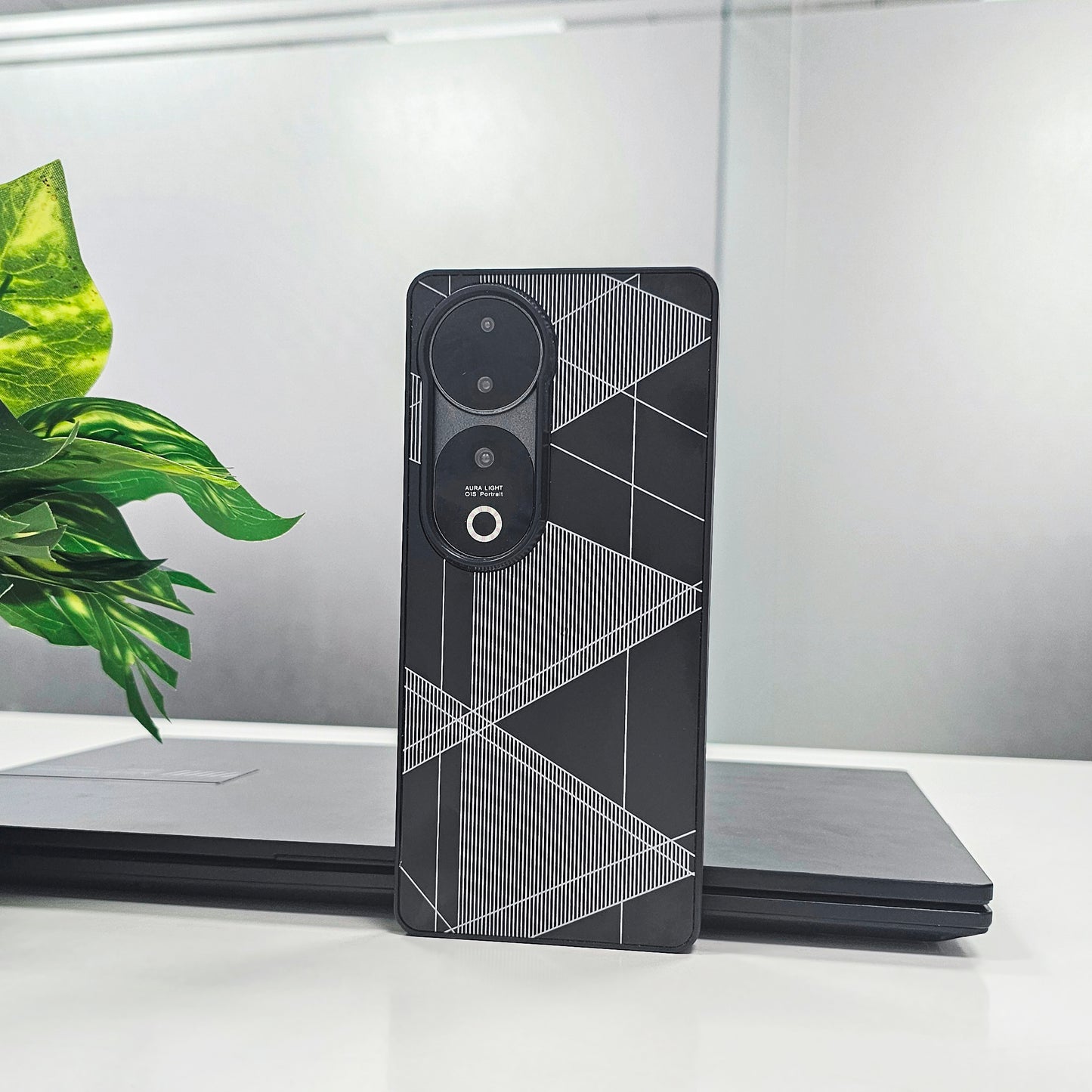 Vivo V40 Pro 5G Triangle Pattern Matte Back Shockproof Case
