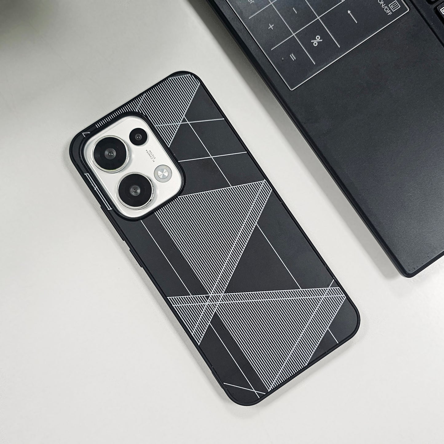 Oppo Reno13 5G Triangle Pattern Matte Back Shockproof Case