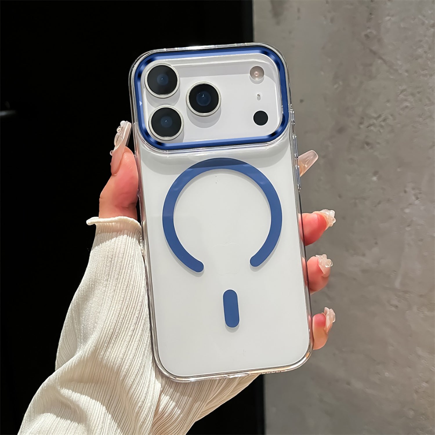 iPhone 17 Pro Luxury Back Case